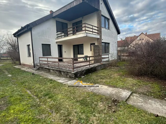 Eladó ház Nagybajom, Kossuth utca 180 nm