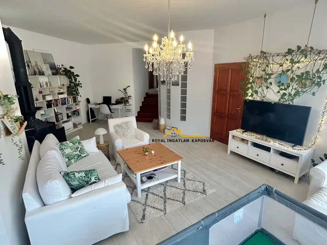 Eladó ház Kaposvár, Donner 156 nm