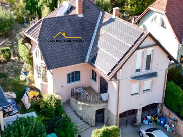 Eladó ház Kaposvár, Cser 240 nm