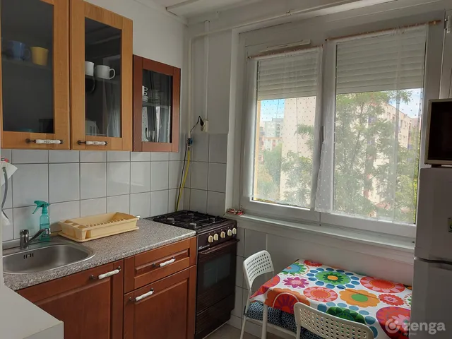 Eladó lakás Kecskemét, Széchenyiváros 34 nm