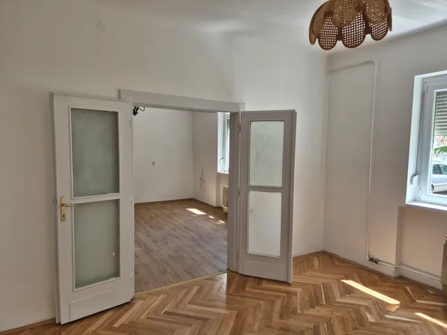 Eladó lakás Szolnok, Belváros 58 nm