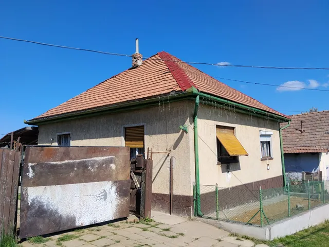 Eladó ház Kálló 70 nm