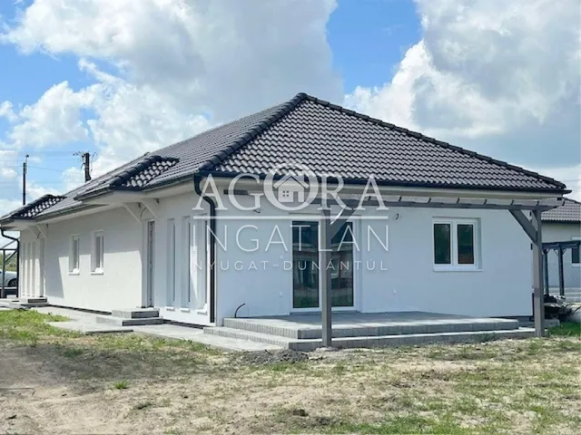 Eladó ház Balatonkeresztúr 75 nm
