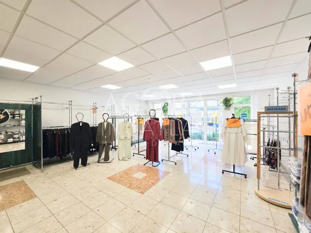 Eladó kereskedelmi és ipari ingatlan Lenti 154 nm