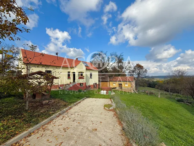 Eladó ház Kustánszeg 77 nm