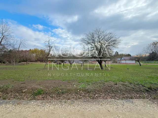 Eladó telek Körmend 1139 nm