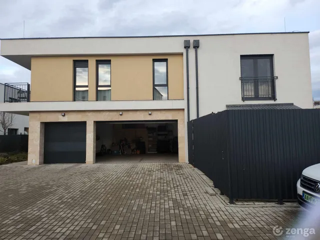 Kiadó lakás Budapest XVI. kerület, Rákosszentmihály 100 nm