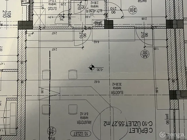 Kiadó kereskedelmi és ipari ingatlan Debrecen, Böszörményi út 55 nm