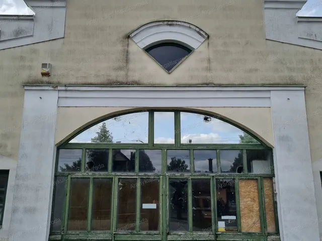 Eladó kereskedelmi és ipari ingatlan Szeghalom 800 nm