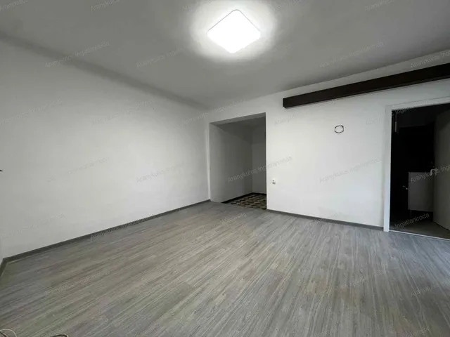 Eladó lakás Gyula 115 nm