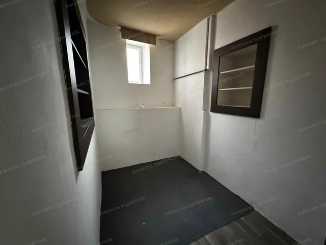 Eladó lakás Gyula 115 nm