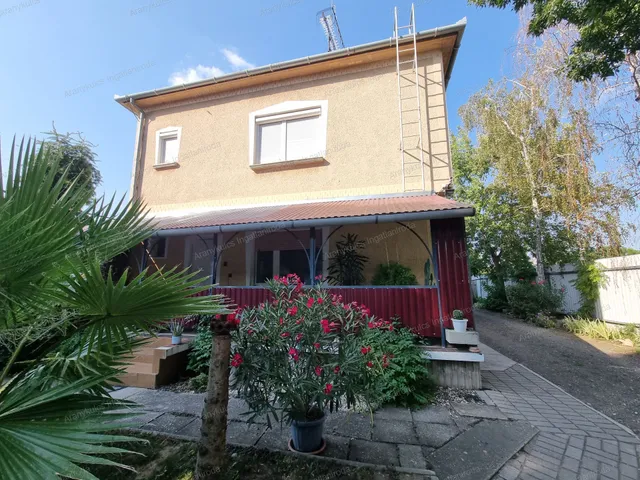 Eladó ház Gyula, Kastélykert 150 nm