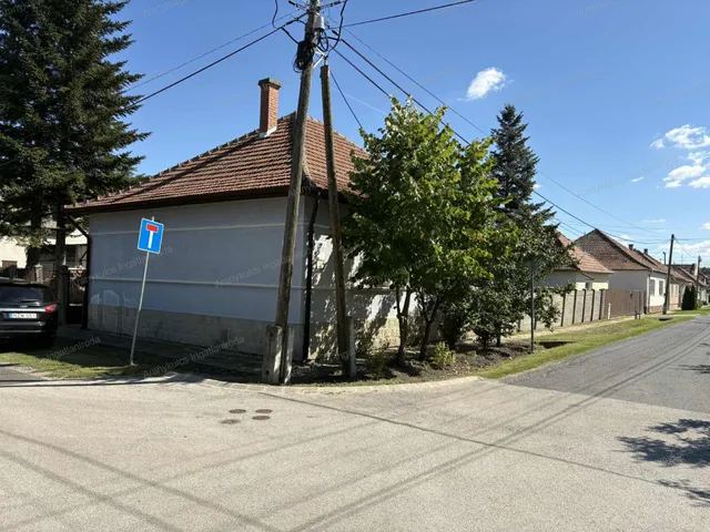 Eladó ház Gyula, Nagyrománváros 69 nm