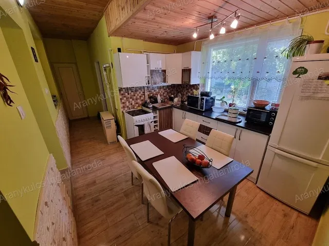 Eladó lakás Gyula, Corvin utca 56 nm