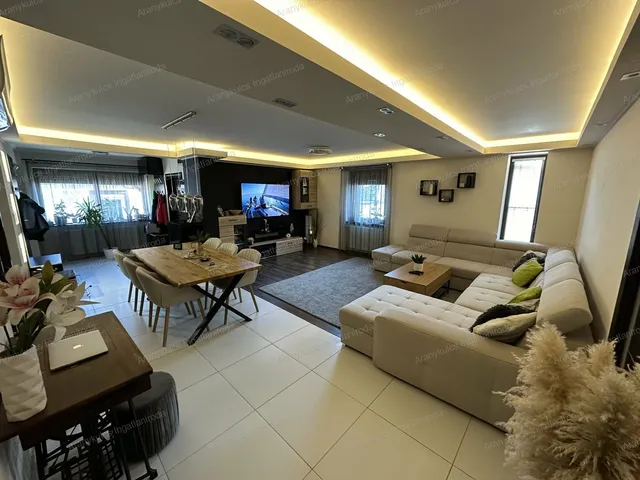 Eladó ház Gyula, Törökzug 97 nm