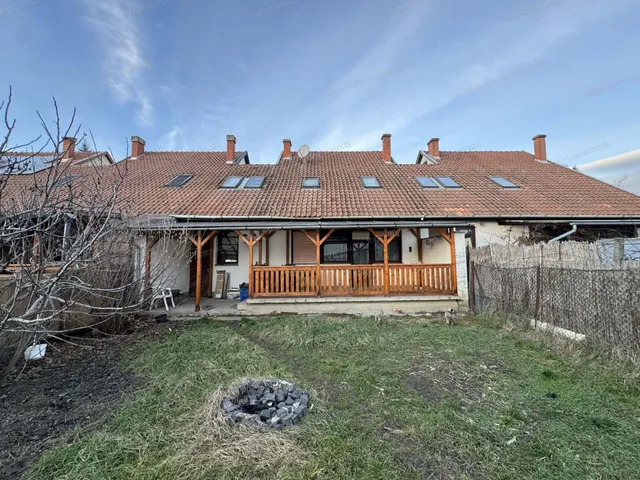 Eladó lakás Gyula, Törökzug 142 nm