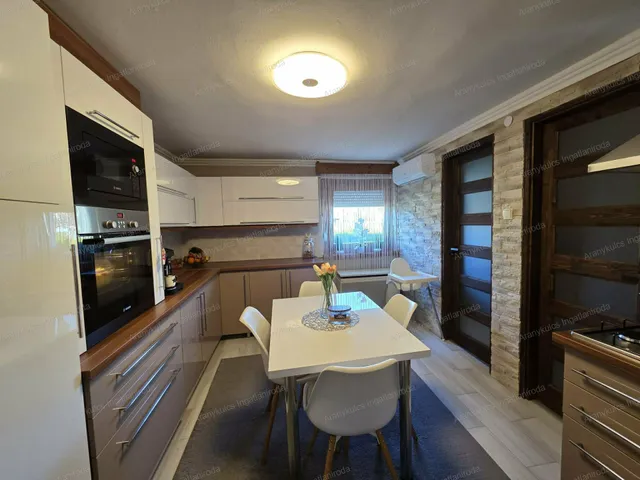 Eladó ház Elek 76 nm