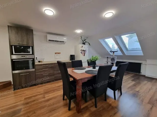 Eladó lakás Gyula 118 nm