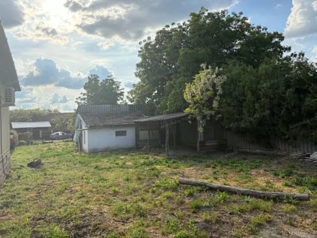 Eladó telek Gyula, Gyulavári 501 nm