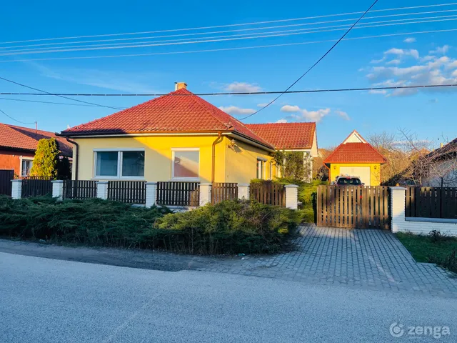 Eladó ház Dány 122 nm