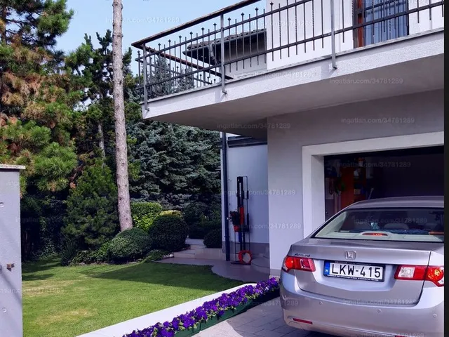 Eladó ház Érd, Fenyves-Parkváros 196 nm