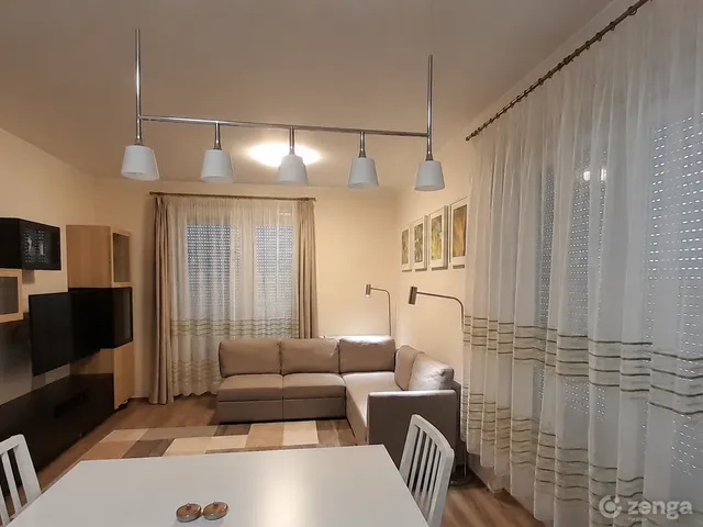 Eladó lakás Tatabánya, Kertváros 80 nm