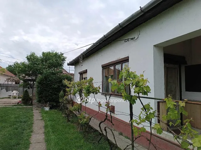 Eladó ház Tiszavasvári 80 nm