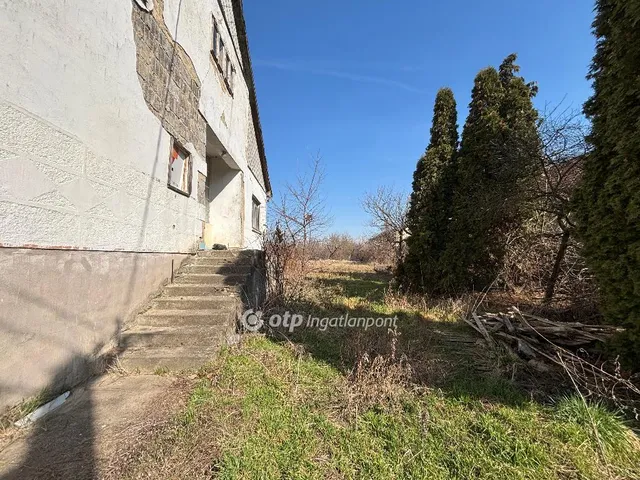 Eladó ház Komoró 110 nm