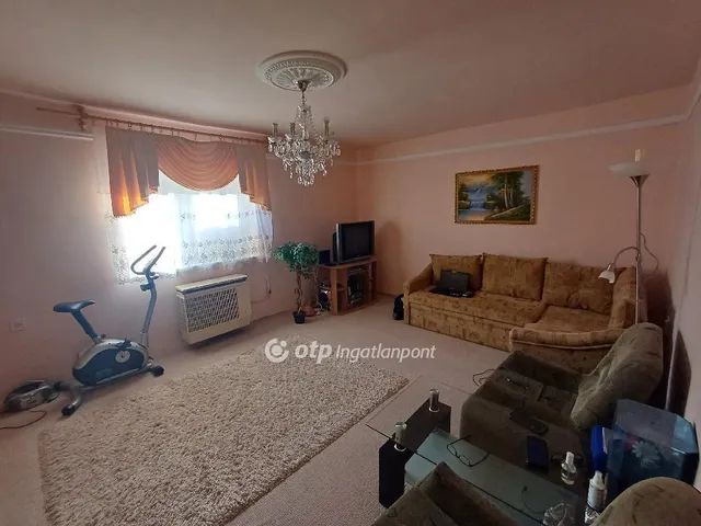 Eladó ház Magy 72 nm