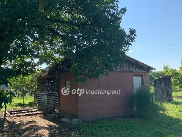 Eladó telek Nyíregyháza, Sóstóhegy 3930 nm