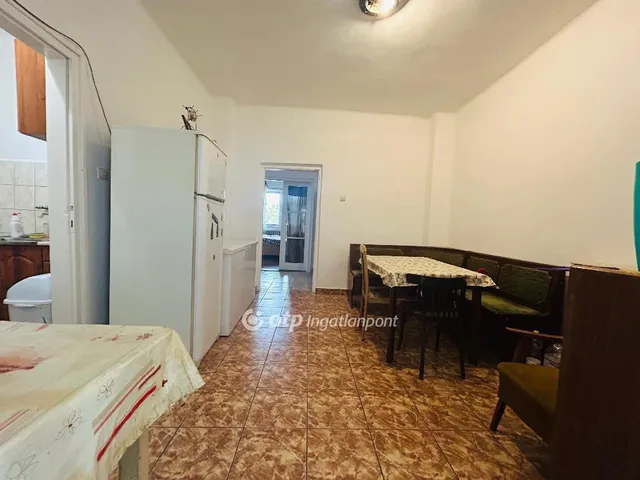 Eladó ház Tiszabercel 91 nm