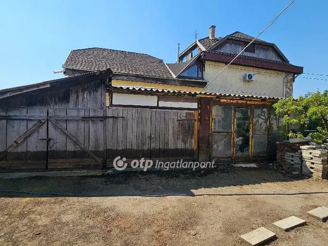 Eladó ház Tiszalök 147 nm