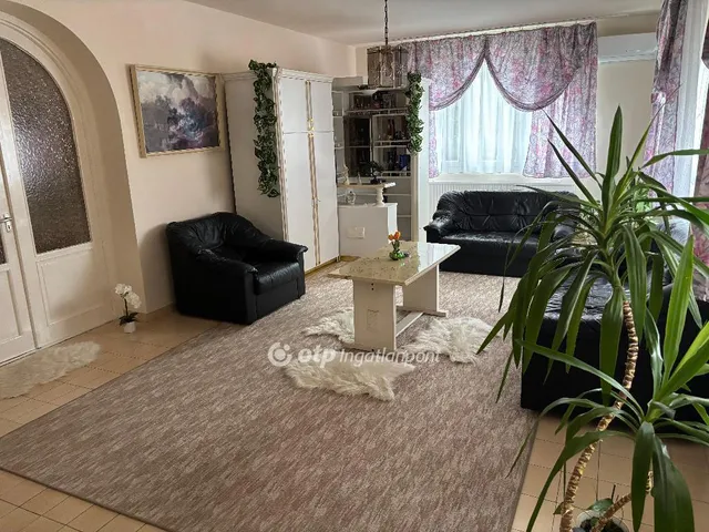 Eladó ház Nyíregyháza, Sóstóhegy 175 nm
