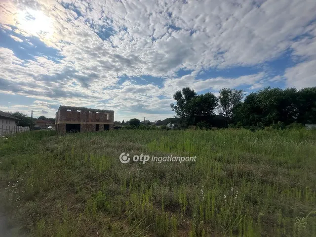 Eladó telek Nyíregyháza, Ókistelekiszőlő 728 nm