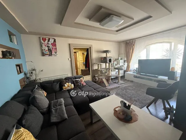 Eladó ház Újfehértó, Mályváskert 68 nm