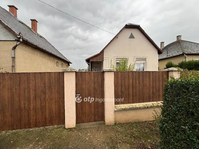 Eladó ház Szabolcsbáka 77 nm