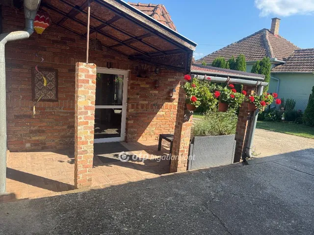 Eladó ház Nyírtelek 90 nm