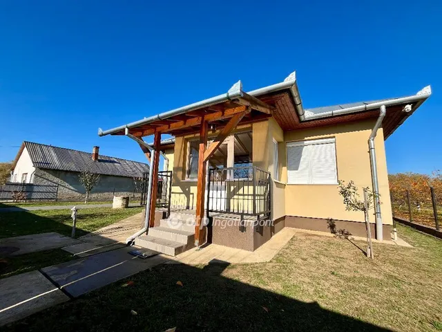 Eladó ház Kállósemjén 96 nm