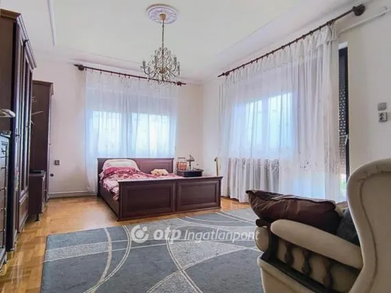 Eladó ház Pátroha 140 nm