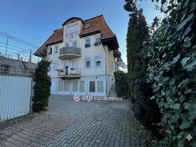 Eladó kereskedelmi és ipari ingatlan Nyíregyháza 110 nm