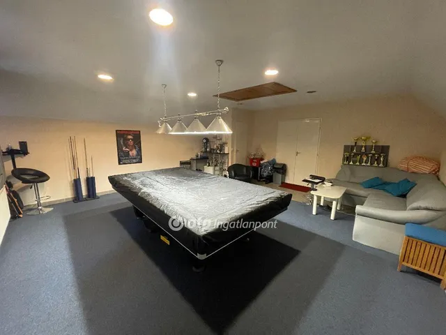 Eladó kereskedelmi és ipari ingatlan Nyíregyháza 363 nm