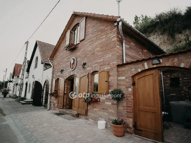 Eladó ház Tokaj 98 nm