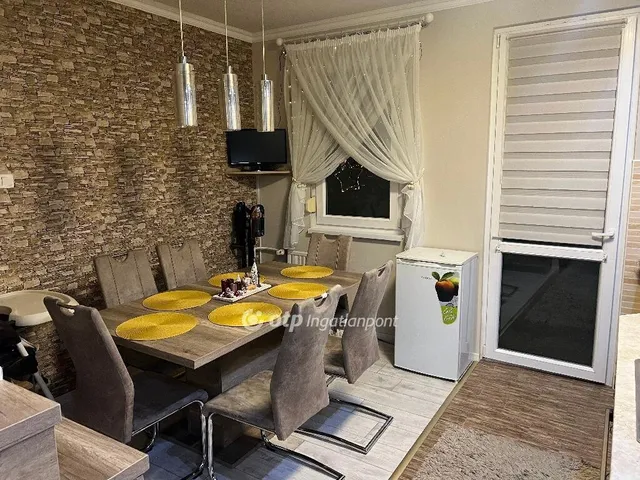 Eladó lakás Záhony 71 nm