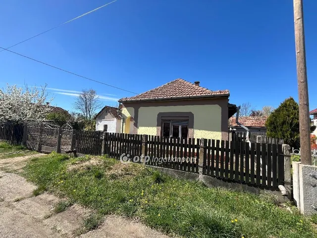 Eladó ház Nyírbogdány 43 nm