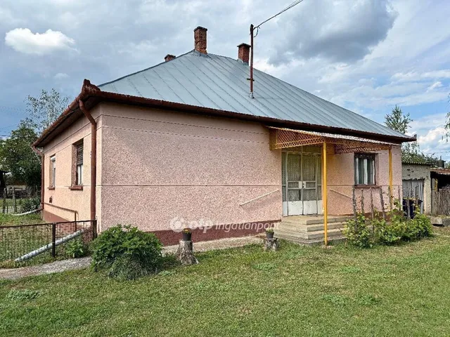 Eladó ház Balkány 97 nm