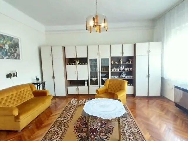 Eladó ház Balkány 120 nm