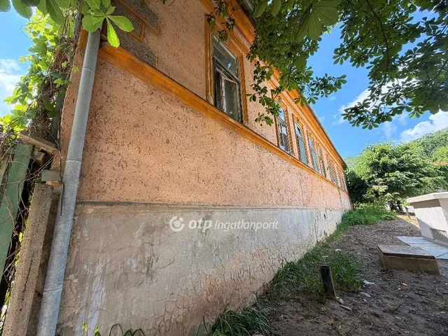 Eladó kereskedelmi és ipari ingatlan Tokaj 633 nm