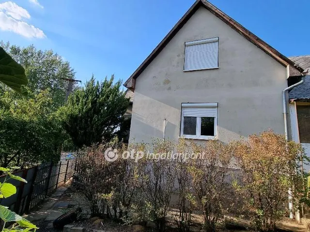 Eladó ház Vaja 130 nm