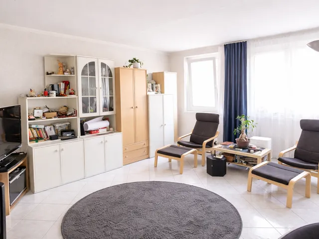 Eladó lakás Budaörs, Lakótelep 79 nm