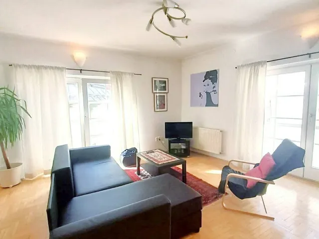 Kiadó lakás Budapest V. kerület, Belváros, Veres Pálné utca 98 nm
